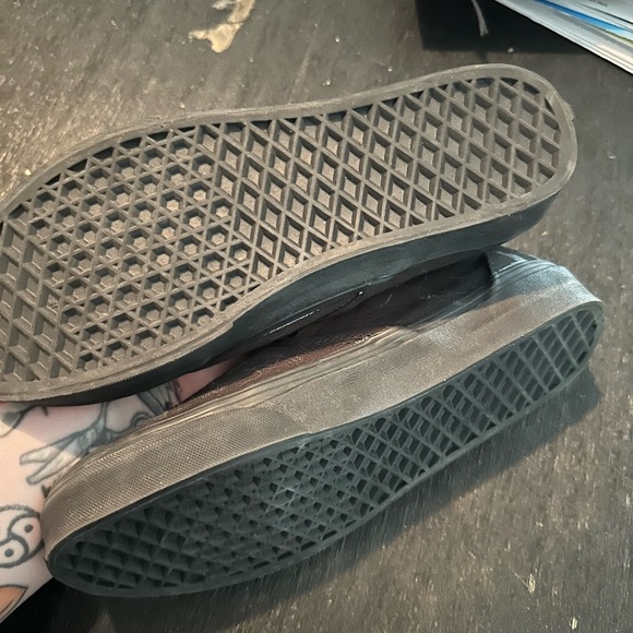 Limited edition Star Wars vans - Picture 3 of 3